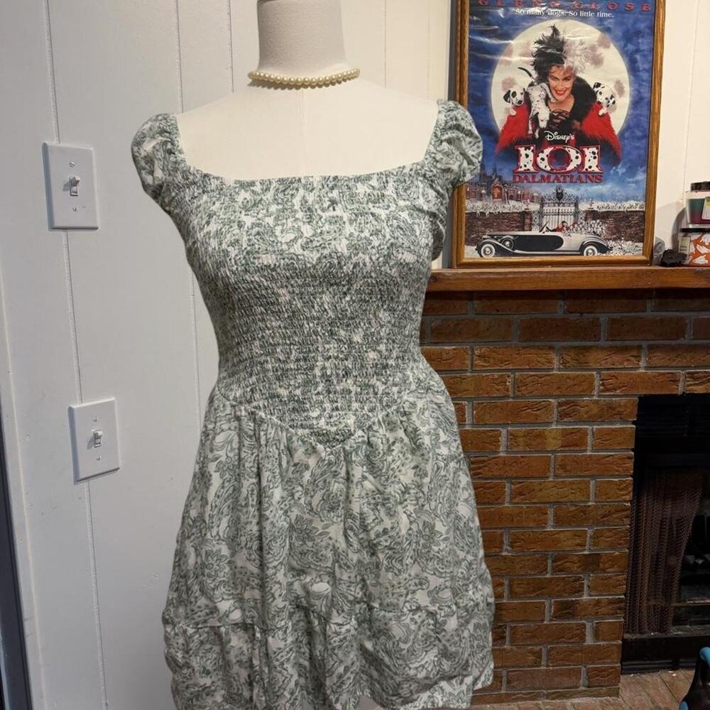 Hollister Co. white and green floral paisley mini dress size XS